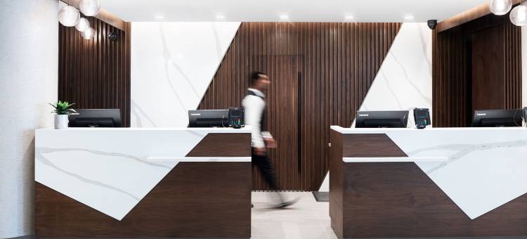 温哥华吉尔福德喜来登酒店(Sheraton Vancouver Guildford Hotel)图片