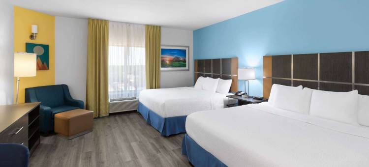 拉伯克医疗中心温德姆戴斯套房酒店(Days Inn & Suites by Wyndham Lubbock Medical Center)图片