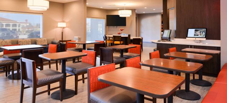 拉普拉斯TownePlace套房酒店酒店(TownePlace Suites Laplace)图片