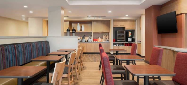 迪比克市中心万豪TownePlace套房酒店(TownePlace Suites Dubuque Downtown)图片