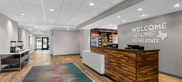 达拉斯法默斯布兰奇欢朋套房酒店(Hampton Inn & Suites by Hilton Farmers Branch Dallas)图片
