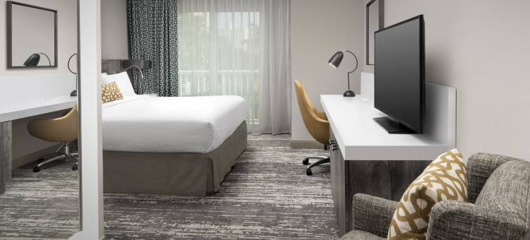 迈阿密布里克尔南近比斯坎湾希尔顿花园酒店(Hilton Garden Inn Miami - Brickell / Near Key Biscayne, FL)图片