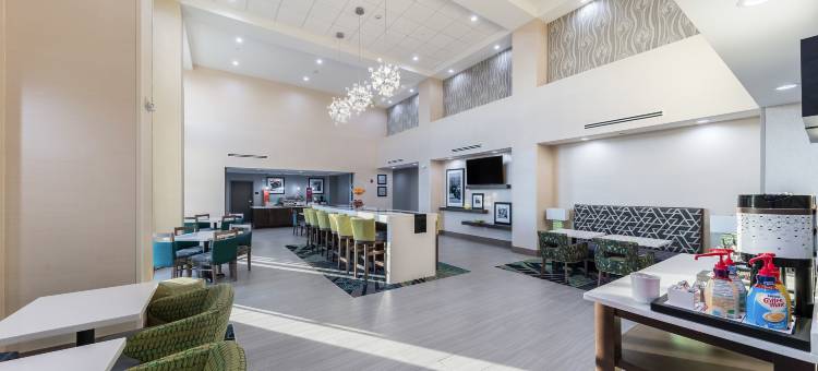 普赖尔欢朋套房酒店(Hampton Inn and Suites Pryor)图片