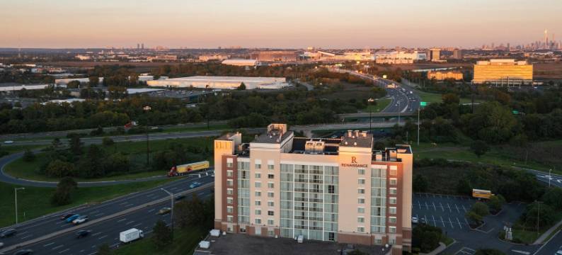 梅多兰兹万丽酒店(Renaissance Meadowlands Hotel)图片