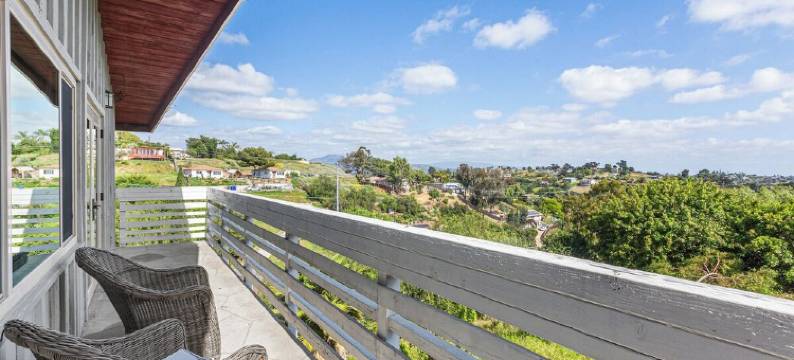 "The Medallion" Modern City Estate 7bed/5bath AC图片