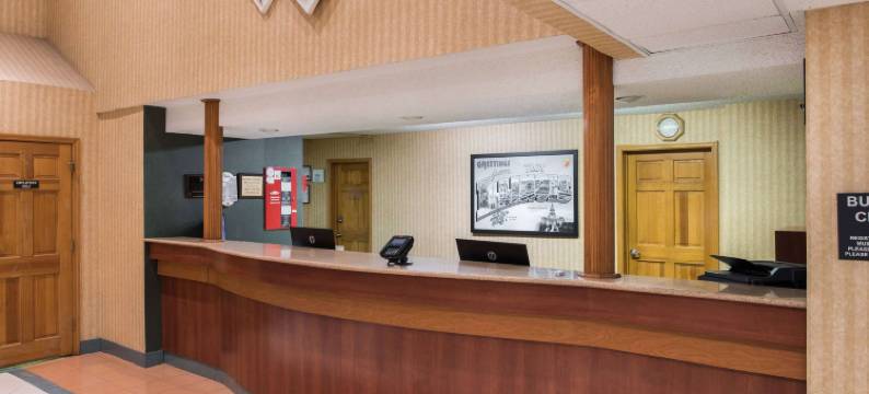 特洛伊-圣路易斯地区温德姆速8酒店Il号(Super 8 by Wyndham Troy IL/St. Louis Area)图片