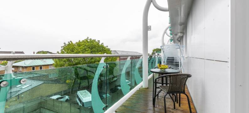 伦敦恩菲尔德的Skyvillion Tower Points - Tower Point 可爱公寓(Skyvillion - Cozy Apartments in Enfield Town with Free Parking & Wifi)图片