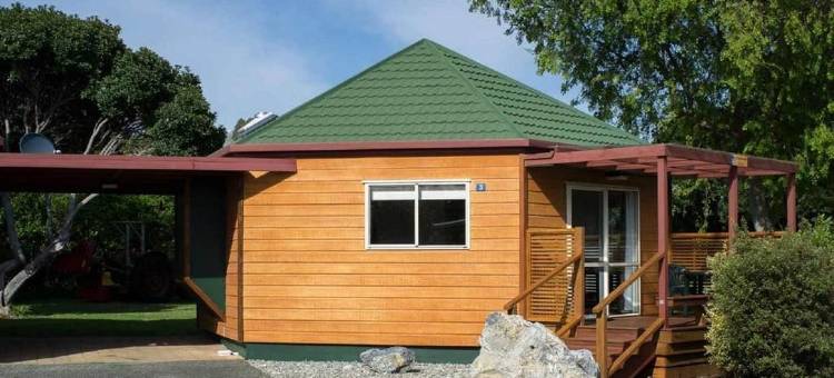 波哈拉海滩TOP10假日公园(Pohara Beach Top 10 Holiday Park)图片