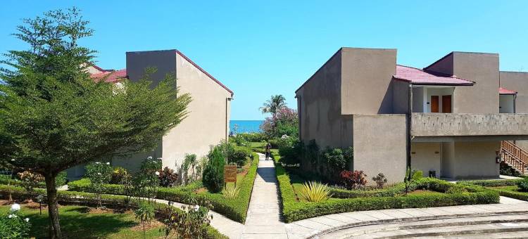 鲁弯萨海滩度假村(Luwansa Beach Hotel)图片