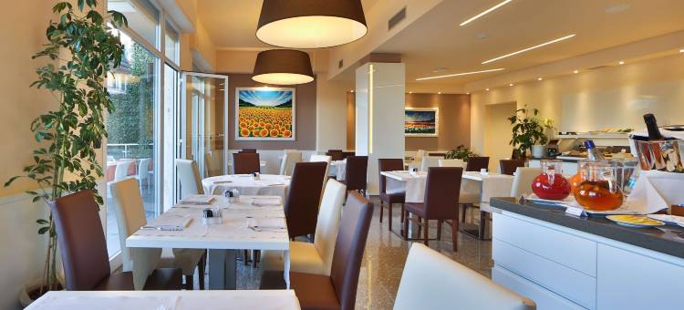 Best Western Plus Tigullio Royal Hotel图片