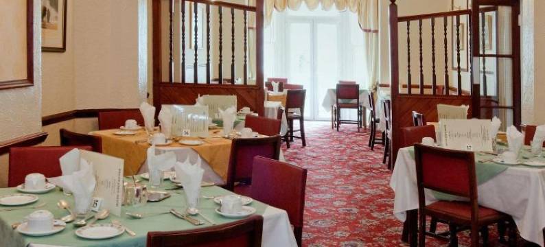 白石南酒店(White Heather Hotel)图片