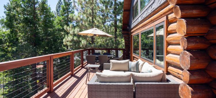 Stunning Lake View and Cozy Deck - Idyllic Mountain Retreat图片