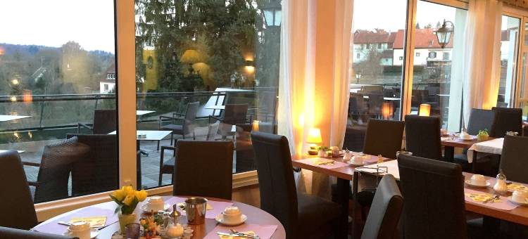 奥克斯多利斯玫瑰酒店及餐厅(Logis Hôtel-Restaurant Aux Trois Roses)图片