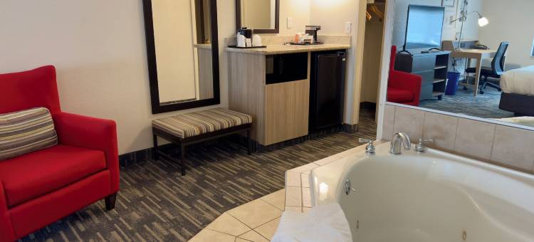 丽笙乡村套房酒店-纽约州乔治湖昆斯伯里(Country Inn & Suites by Radisson, Lake George Queensbury, NY)图片