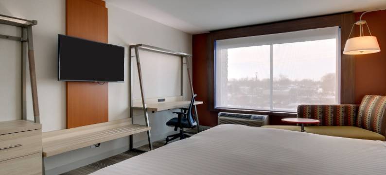 盖尔斯堡洲际智选假日套房酒店(Holiday Inn Express & Suites GALESBURG by IHG)图片