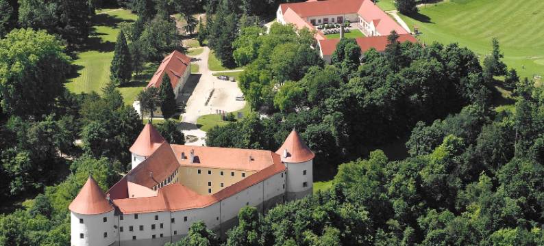 莫克里采城堡庄园(Mokrice Castle Estate)图片