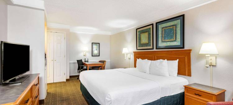 埃尔帕索西拉昆塔温德姆酒店(La Quinta Inn by Wyndham El Paso West)图片