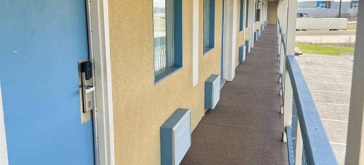 韦恩堡戴斯酒店(Days Inn by Wyndham Fort Wayne)图片