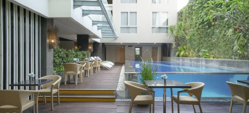 库塔索啦丽思酒店(Solaris Hotel Kuta)图片