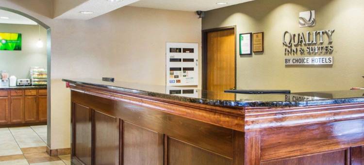 品质酒店及套房金伯利 - 阿普尔顿东(Quality Inn & Suites Kimberly - Appleton East)图片