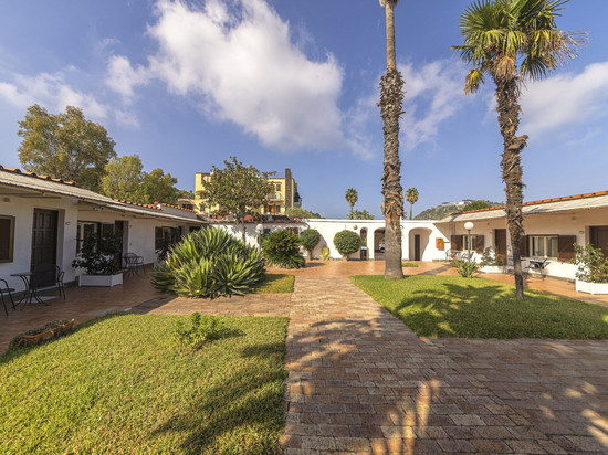 普林西比温泉酒店