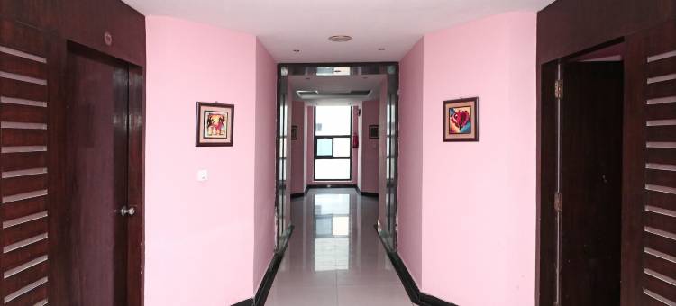 OYO 4754 中央点酒店(Spot on Hotel Center Point)图片