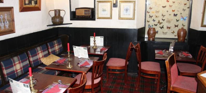 OYO 玫瑰与皇冠酒店(Rose & Crown Hotel)图片