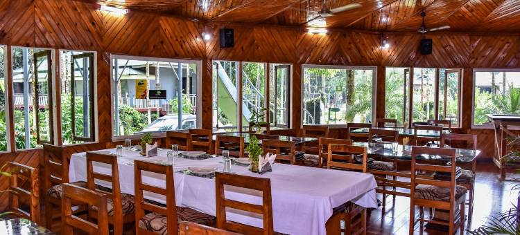 阿拉亚丛林度假村(Aranya Jungle Resorts)图片