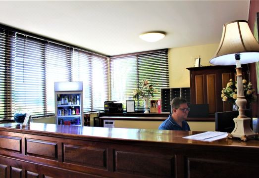 Cotswold GardensHotel Overview