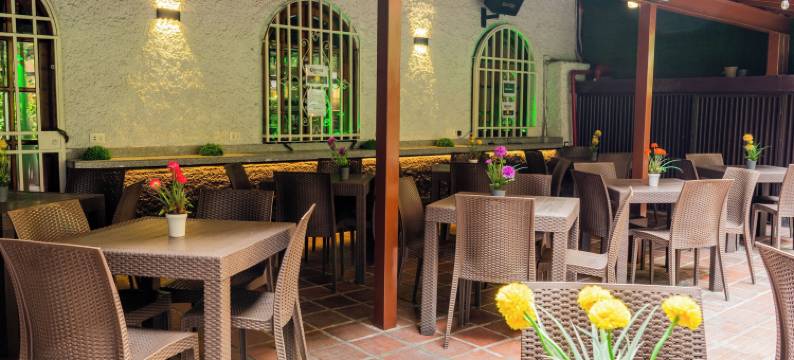 埃尔阿罗约酒店(Hotel El Arroyo)图片