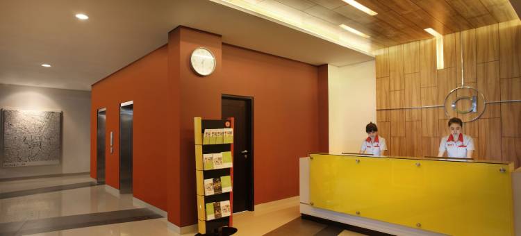 玛瑯艾玛利斯酒店(Amaris Hotel Malang)图片