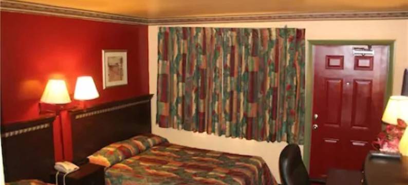 旅行广场旅馆(Plaza Travel Inn)图片