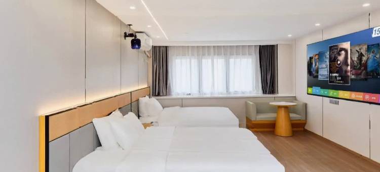 南京蓝湾百家湖影音公寓(南京南站河定桥地铁站店)图片