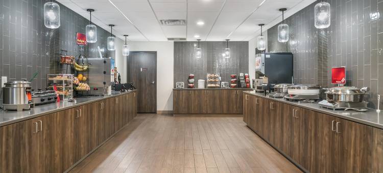 韦兰贝斯特韦斯特优质酒店(Best Western Plus Wayland Hotel)图片