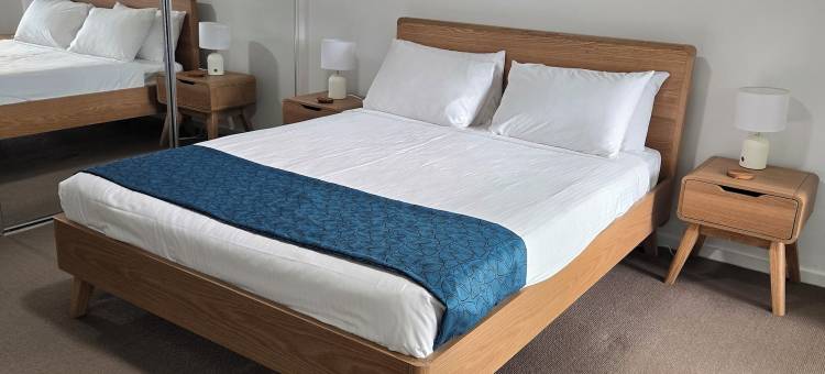 后甲板酒店(Quarterdecks Retreat)图片