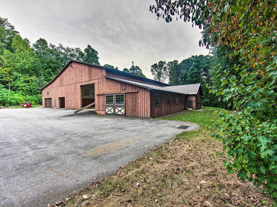 奢华的Atglen庄园，带有私人60英亩土地！