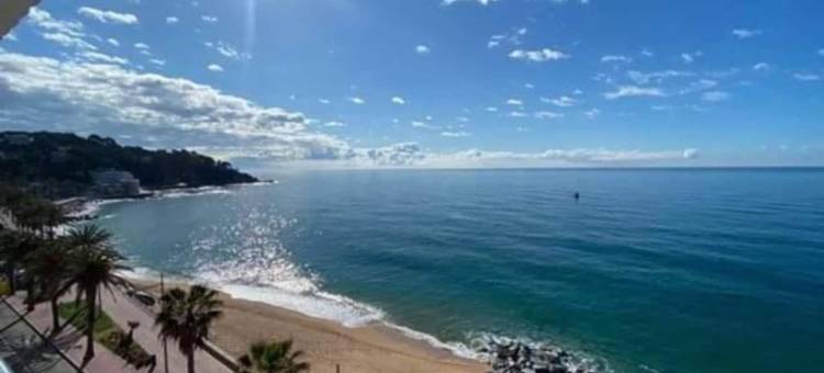 Villa in Lloret de Mar with Private Pool图片