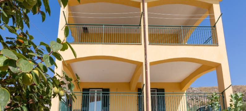 Family-Friendly Sicily Stay图片