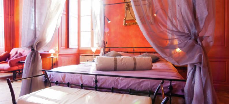 Castle Apartment in Chaleix near Forest图片