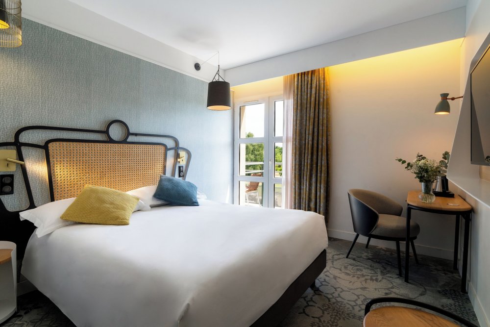 Hôtel Mercure Orléans Portes de Sologne Over view