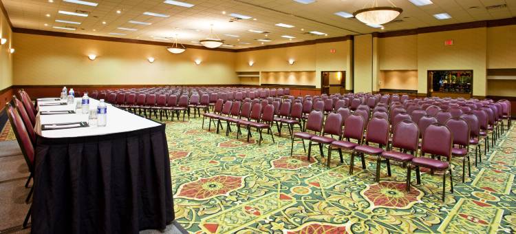 辛辛那提东门假日酒店(Holiday Inn & Suites Cincinnati-Eastgate (I-275E))图片