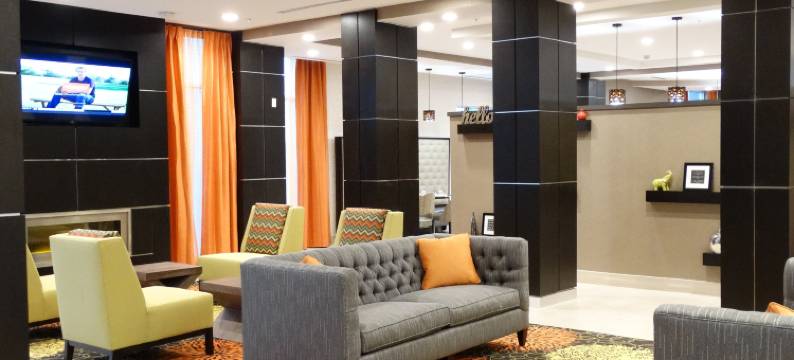 Holiday Inn 卡温顿的东南亚(Holiday Inn COVINGTON by IHG)图片