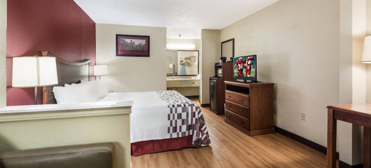 威利斯北康罗红顶酒店(Red Roof Inn Conroe North - Willis)图片