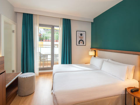 美利亚附属埃尔切中心酒店