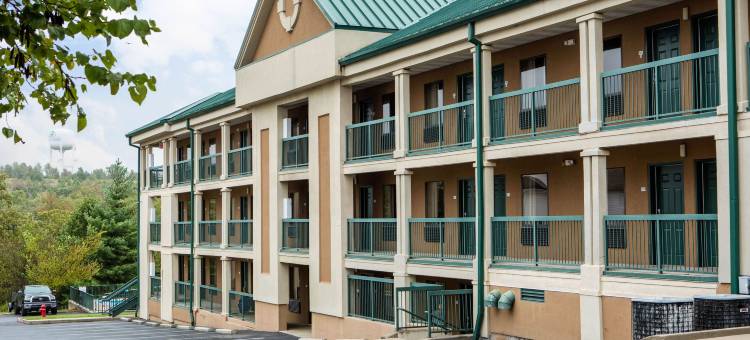 布兰森千山温德姆呗盟酒店(Baymont by Wyndham Branson Thousand Hills)图片