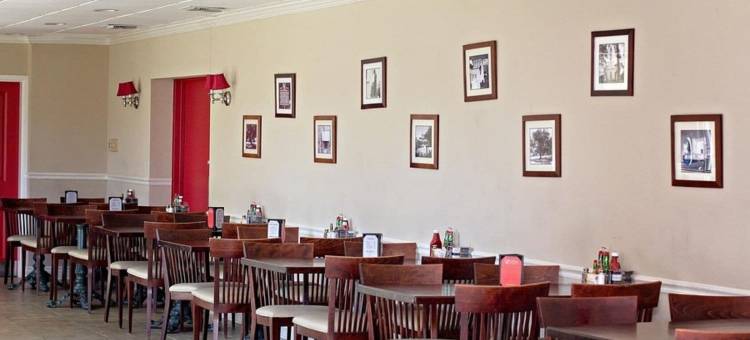 新伊比利亚温德姆华美达酒店(Ramada by Wyndham New Iberia)图片