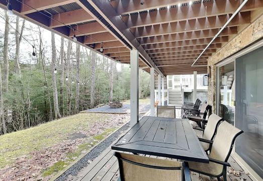 Copper Canoe Hotel Overview