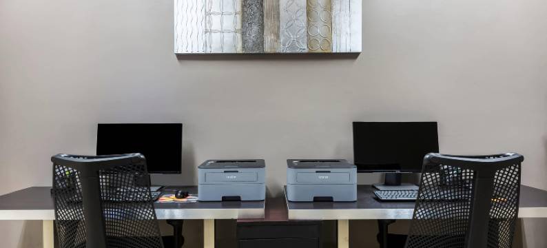 洛杉矶机场-体育场区品质酒店及套房(Quality Inn & Suites Los Angeles Airport - Stadium District)图片