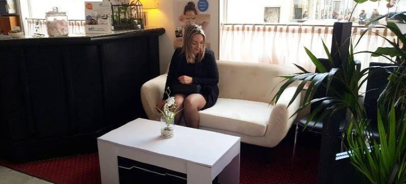 兰斯圣礼酒店(Hotel Aux Sacres Reims, Centre Historique)图片