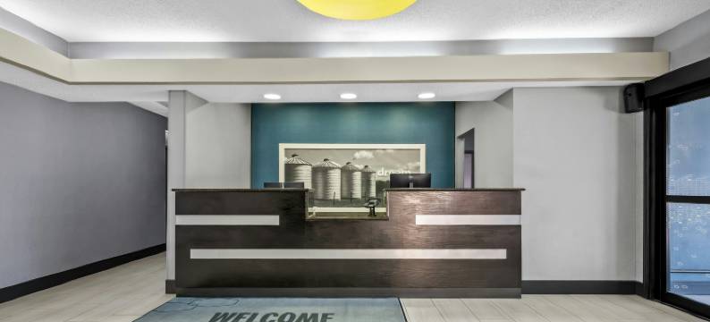 希尔顿欢朋酒店-西布卢明顿(Hampton Inn Bloomington-West)图片